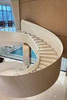 Escalier rotatif en structure acier sur mesure HZ, escalier de style moderne, adapté aux appartements et aux villas