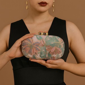 Pochette de soirée élégante et moderne en polyester à motif apparent avec chaîne, sac bandoulière pour femme, idéal pour banquets et dîners, fermeture magnétique - Product Image 1