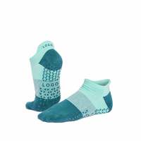 Chaussettes de yoga antidérapantes pour femmes, gris ardoise, style Mary Jane, à bout ouvert, avec semelle intégrale en silicone, personnalisables avec logo OEM, vente en gros