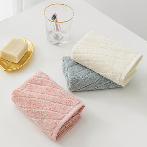 Serviettes de toilette en pur coton 30x60cm rectangulaires, douces pour la peau, absorbantes, rose, gris, blanc laiteux, bleu - Product Image 3