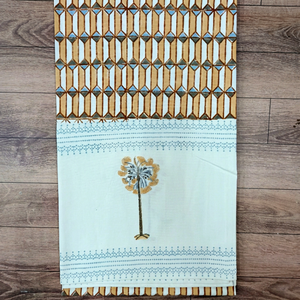 Nappe géométrique imprimée à la main, motif floral, 100% coton, fabriquée à la main, lavable, décoration d'intérieur, carrée simple, personnalisable - Product Image 2