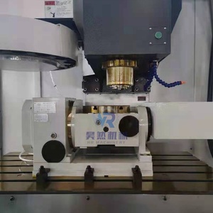 Trung Quốc 3 trục CNC Máy phay vmc1060 trung tâm gia công đứng CNC Lathe - Product Image 5