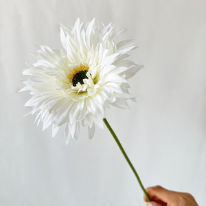 Artesanías: Gerbera Artificial para Decoración del Hogar, Accesorios de Fotografía, Cabezas de Rosa de Seda con Borde Curvo al por Mayor, DIY para Corsages de Boda - Product Image 6