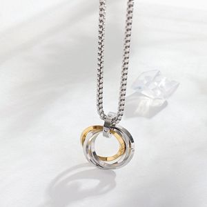 Maré vermelha pingente colar estilo hip-hop dos homens três anéis titânio aço ouro zircão simples refinado menor personalidade marca faz - Product Image 4
