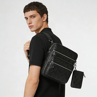 Tas Selempang Pria Kulit PU Embossed dengan Set Dompet, Tas Kasual Multi Kantong untuk Pembeli Grosir