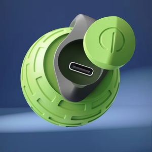 Jouet à mâcher interactif en silicone en forme de chenille roulante automatique pour petits animaux avec queue mobile pour le soin des molaires des animaux de compagnie - Product Image 4