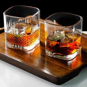 Bicchiere da Shot in Vetro Trasparente con Rilievo per Liquori, Vino, Birra - Bicchiere da Bar Quadrato Stile <span class=keywords><strong>Old</strong></span> Fashioned per Whiskey - Product Image 3