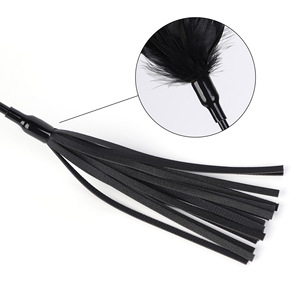 Racchetta Lunga con Piume SM per Donne, Provocante, Interattiva, con Nappe, Prodotto per Adulti SM - Product Image 5