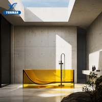 Baignoire en résine transparente ambrée au design architectural moderne, portable, unique, ergonomique, design en S, de luxe, profonde, pour hôtel et appartement