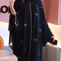 Abaya brodée à l'arabe de Dubaï - Vêtement extérieur à devant ouvert avec broderie florale tendance pour femmes