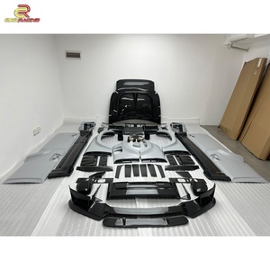 Kits de carrosserie MSY Style en fibre de carbone sèche partielle pour Land Rover Defender 2024 : Capot avant, Jupes latérales, Ailes et Pare-chocs arrière en carbone - Product Image 3