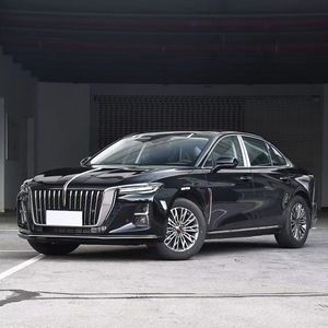 Hongqi H5 2.0T <span class=keywords><strong>Automatique</strong></span> 2024, Berline Économe en Carburant avec 340 Nm pour les Déplacements Urbains <span class=keywords><strong>et</strong></span> Suburbains, <span class=keywords><strong>Voiture</strong></span> d'Occasion - Product Image 2