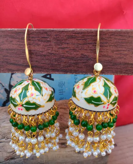 Pendientes Meenakari Jhumka de moda del mejor fabricante para damas Joyas de gota de perlas de la India para fiestas