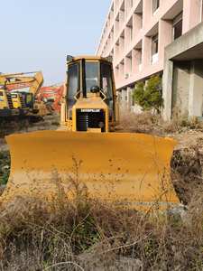 Bulldozer sur chenilles Caterpillar D5G d'occasion fabriqué au Japon, modèles D5N, D5M, D5G avec ripper à 3 dents - Product Image 5