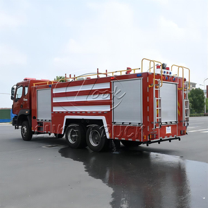 Camión de Bomberos Municipal Chenglong 6x4 de 12 Toneladas con Tanque de Agua de 12000L para el Departamento de Bomberos de la Ciudad, Rescate de Emergencia - Product Image 3