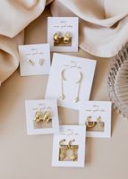 Cartes de présentation de bijoux personnalisées avec logo, pour colliers et boucles d'oreilles, avec trou, étiquettes d'emballage cadeau, cartes laminées