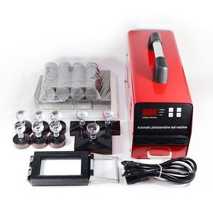 Máquina <span class=keywords><strong>de</strong></span> Estampado Fotosensible Automática Portátil D1600, Unidad <span class=keywords><strong>de</strong></span> Exposición Inteligente <span class=keywords><strong>de</strong></span> Metal para Manualidades y Uso Infantil - Product Image 1