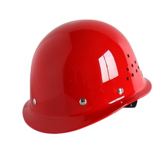 Casco de Seguridad Rojo de Fibra de Vidrio, Sin Ranuras, Transpirable, para Obras de Construcción, con Forro de Cuatro Puntos - Product Image 1