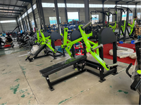 Presse pectorale à plaques SK haute performance pour salles de sport commerciales avec cadre robuste et rembourrage confortable