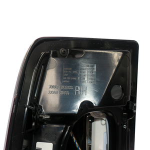 Luz Trasera LED con Bisel Negro y Detector <span class=keywords><strong>de</strong></span> Punto Ciego para Dodge Ram 2500 3500 2019-2024 68361722AH 68361723AH CH2801224 CH2800224 - Product Image 5