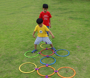 Set di Allenamento Sportivo per Bambini - Anelli per Agilità e Cerchi per Salti Rapidi, Attrezzatura per Allenamento di Hopscotch e Calcio - Product Image 6