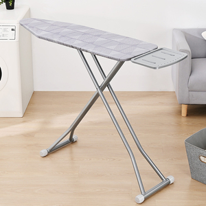 Tabla <span class=keywords><strong>de</strong></span> planchar plegable <span class=keywords><strong>de</strong></span> malla europea, tabla <span class=keywords><strong>de</strong></span> planchar <span class=keywords><strong>de</strong></span> tamaño completo para el hogar con cubierta <span class=keywords><strong>de</strong></span> tabla <span class=keywords><strong>de</strong></span> planchar resistente al calor - Product Image 1