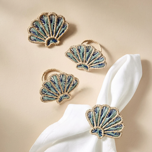 Anillos de Servilleta de Macramé con Diseño de Conchas, Decoración Náutica Costera para Mesa, Hechos a Mano con Patrón de Follaje en Azul y Beige - Product Image 1