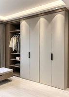Dressing moderne sur mesure, armoire sur mesure pour appartement, mobilier de chambre à coucher avec rangements ajustables