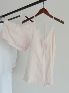 2022 novo design de 100% linho plain sólidos Mulher loungewear rosa sexy pijama de linho puro linho shorts conjuntos singlet - Product Image 3