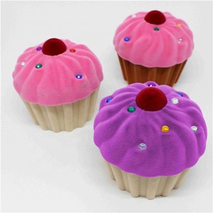 Bán Buôn Hình Dạng Bánh Làm Cho Một Cầu Hôn Vòng Cổ Trang Sức Nhung Hộp Nhẫn - Product Image 4