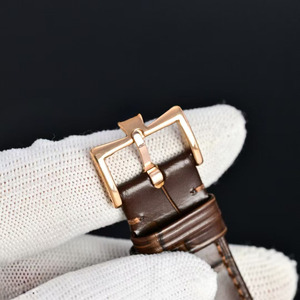 Charming High-end Custom Luminous Three-hand Date Moissanite Inlaid Sapphire Mirror Automatic Mechanical <b>Watch</b> - Product Image 4