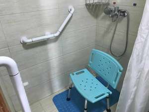<span class=keywords><strong>Barre</strong></span> d'appui de sécurité incurvée en forme de V à 135 degrés pour toilettes pour personnes handicapées - Product Image 2