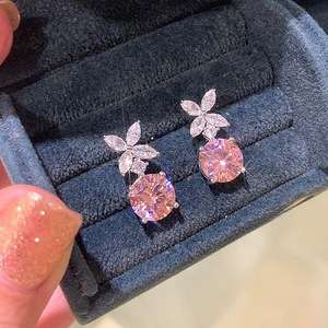 Orecchini Pendenti Floreali Scintillanti per Donne, Eleganti Orecchini a Fiore per Uso Quotidiano e Feste, Gioielli alla Moda - Product Image 6