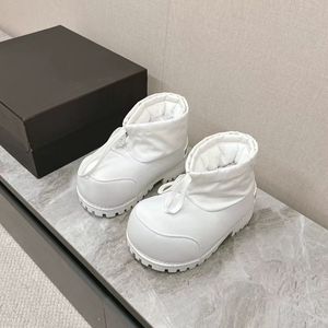 Vente en <span class=keywords><strong>gros</strong></span> Automne Hiver Dames <span class=keywords><strong>Bottes</strong></span> en <span class=keywords><strong>cuir</strong></span> véritable <span class=keywords><strong>Gros</strong></span> orteil Extérieur Semelle épaisse <span class=keywords><strong>Bottes</strong></span> de neige chaudes Femmes Mi-<span class=keywords><strong>mollet</strong></span> <span class=keywords><strong>Bottes</strong></span> - Product Image 5