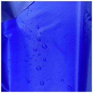 Polyester taffetas PVC enduit <span class=keywords><strong>pas</strong></span> <span class=keywords><strong>cher</strong></span> imperméable tissu Oxford tissu matériel vêtements de pluie manteau de pluie veste - Product Image 3