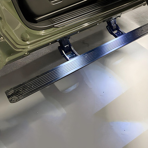 Marchepied latéral intelligent anti-pincement en aluminium pour <span class=keywords><strong>SUZUKI</strong></span> <span class=keywords><strong>JIMNY</strong></span> <span class=keywords><strong>4</strong></span> <span class=keywords><strong>portes</strong></span> 2 <span class=keywords><strong>portes</strong></span> 2019-2025 - Product Image 2