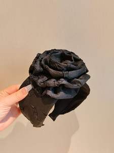 Serre-tête extensible à fleurs bohèmes pour mariages et fêtes - Product Image 3