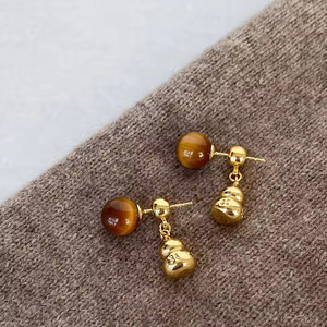 Pendientes de Aro con Cuentas de Dos Tonos, Chapados en Oro de 18K, con Colgante de Bolas de Acero Inoxidable para Mujer - Product Image 1