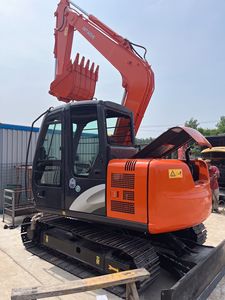 Excavadora Hitachi Zaxis 70 de 7 Toneladas con Cucharón de Excavación de 0.18m³ de Capacidad, Modelo Usado - Product Image 2