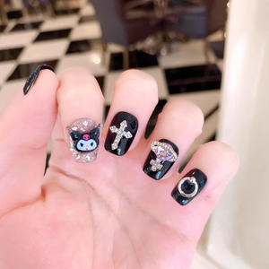 Vente en gros de 10 pièces de <span class=keywords><strong>faux</strong></span> ongles 3D Kuromi de qualité supérieure, courts, carrés, faits à la main, en acrylique, à presser, pour enfants - Product Image 2