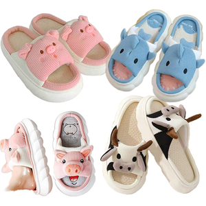 StepGrace achète des pantoufles d'animaux de requin, pantoufles mignonnes en coton pour femmes et hommes, chaussures chaudes à plateforme pour la famille à l'intérieur - Product Image 1