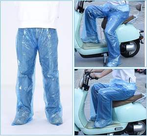 معطف واق من المطر وسروال بلاستيكي شفاف خفيف الوزن مقاوم للماء والرياح للاستخدام مرة واحدة للبالغين - مناسب للتخييم والمشي لمسافات طويلة - Product Image 4