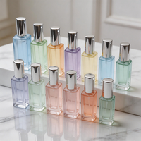 Impression couleur personnalisée en gros, flacons de parfum en verre carrés et rectangulaires de 3 ml, 5 ml, 10 ml, 20 ml, avec pompe pulvérisatrice pour cosmétiques, format voyage