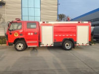 Truk Pemadam Kebakaran Dongfeng Rescue Kapasitas Tangki 3001-5000L Emisi EURO 5 Penggerak 4X2 Mesin Diesel 150-250hp