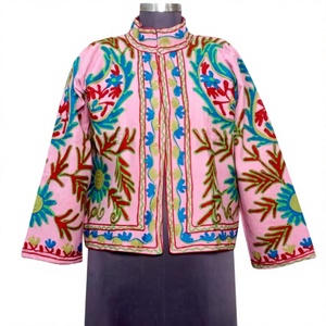 Blouson d'hiver pour femme, broderie indienne Suzani, motif floral tricoté, volants, tissu en duvet, rembourrage en coton, respirant - Product Image 1