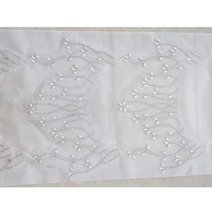 Hermoso aplique de cristal con motivos de hojas de diamantes de imitación para velo de novia, tocado, capa, decoración DIY, proveedor - Product Image 1