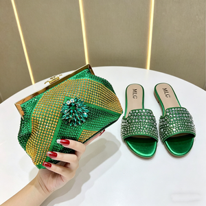 <span class=keywords><strong>Sandali</strong></span> piatti <span class=keywords><strong>con</strong></span> strass e pochette abbinata, set da donna per serate, feste e matrimoni - Product Image 1