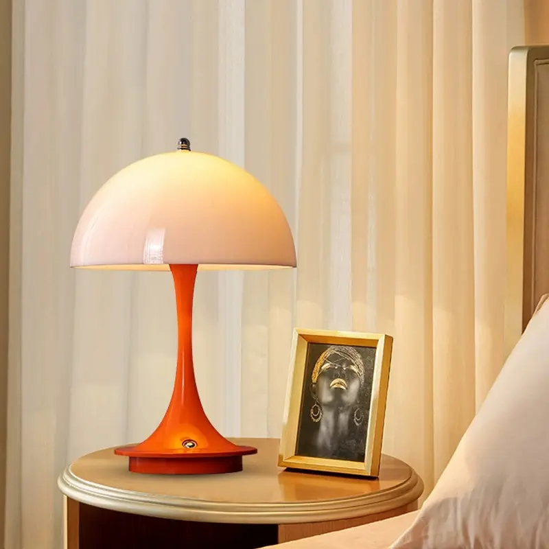 Lampe de table design style nordique, élégante et rétro vintage Nesso Orange CHAMPIGNON