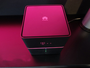 B529s-23a ban đầu (homenet hộp) 300Mbps 4G LTE Router không dây CAT6 Không Dây Di Động Wifi Router Với Khe Cắm Thẻ Sim - Product Image 6