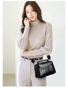 Directo de fábrica, bolsos nuevos para mujer, correa de hombro ancha de gama alta, bandolera de un solo hombro, bolso cuadrado pequeño Retro de piel de vaca - Product Image 4